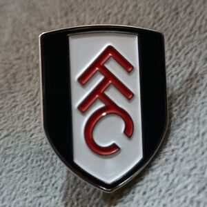 OFFICIAL FULHAM FC ENAMEL ENGLISH PREMIER LEAGUE PIN BADGE